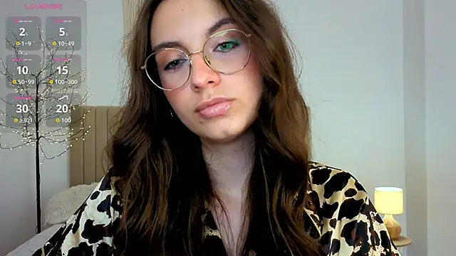 Real_cutie1 live