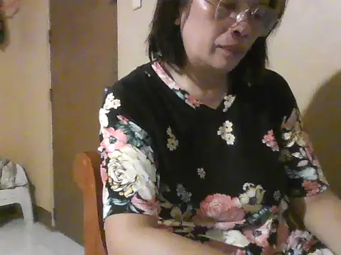 momshe2026 live