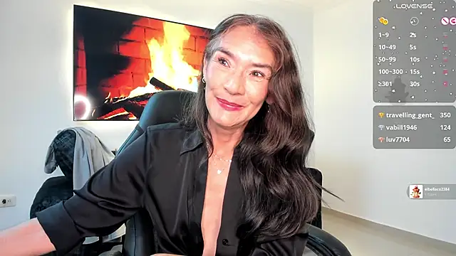 Emma_Mendozaa live