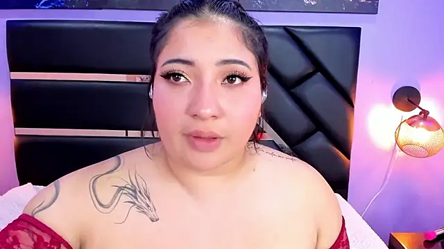 Emma_monserrat live