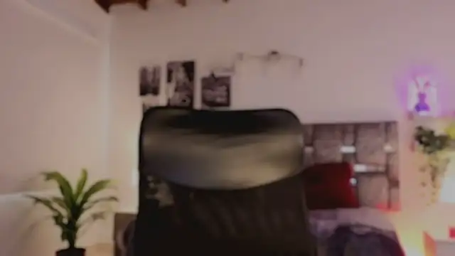 emilyrouxe live