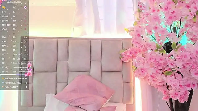 Dana_grey_ live