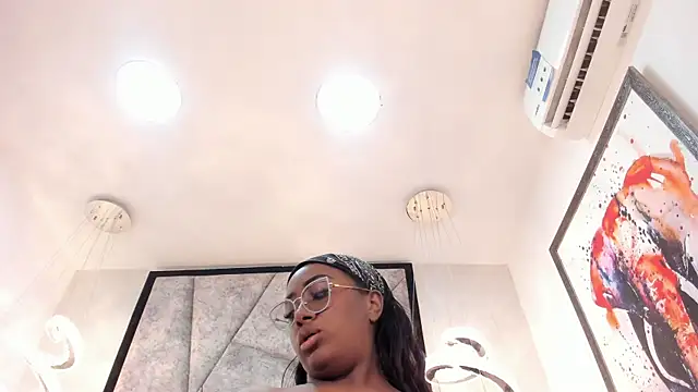 ZoeBrowns live