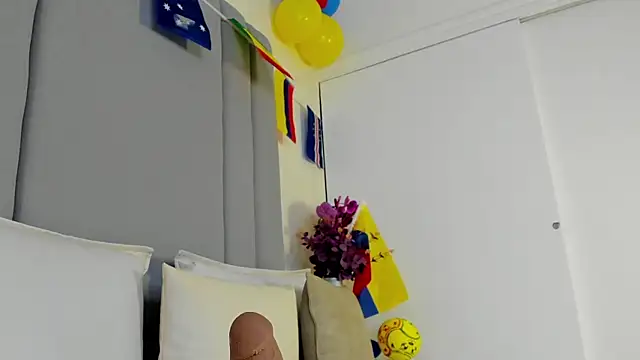 CannelaSmith live
