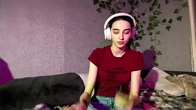NightFoxxx profile