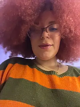 Leyah__ live