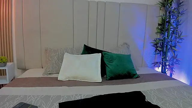 Victoria_Rosee live