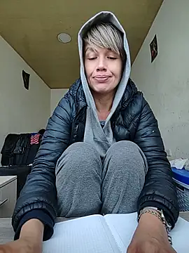 MARILYNKOVANOVA live