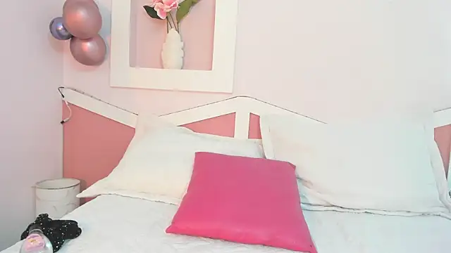 Skinnysweet__ live