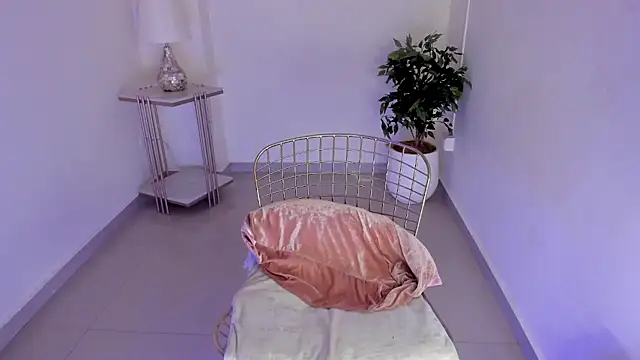 Elise_davenport live