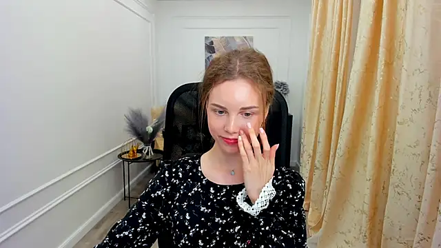 MileyWings live