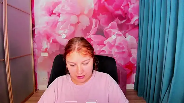 AngelinaLow live