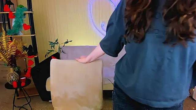 AlluringLookk live