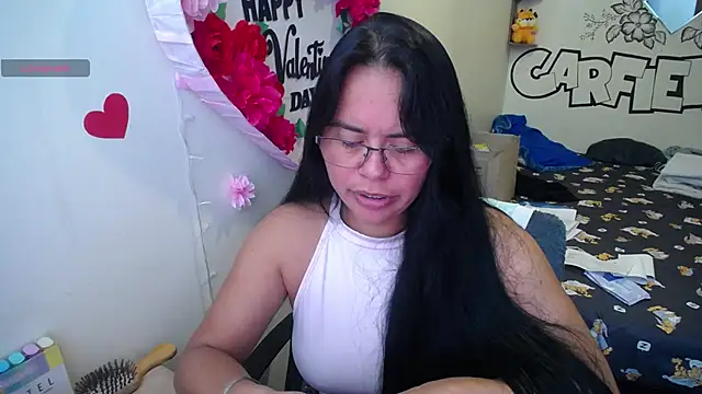 Miss__kendra_ live