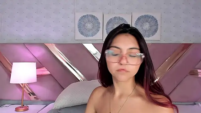 AshleeyRoberts live