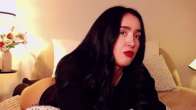 KimKhallifa live