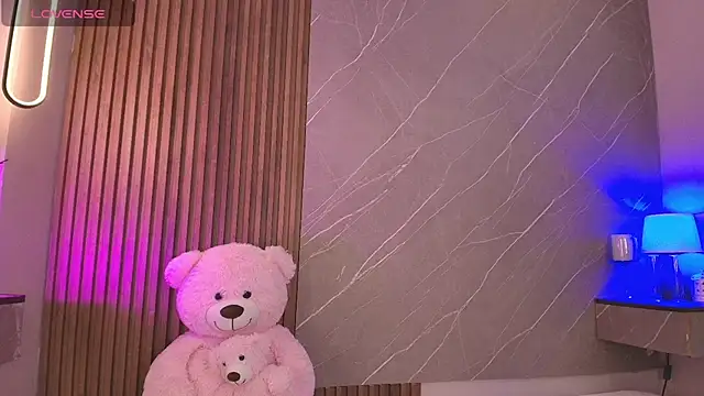 ariana_jhonson1 live