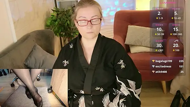 Alexandra_Kind live