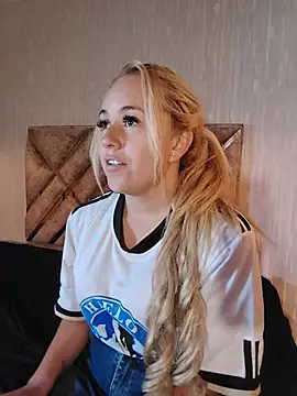 Angeel_white25 live