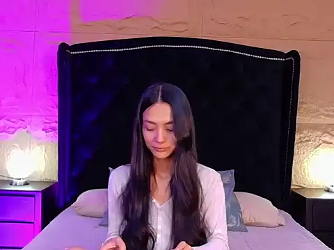 Ella_Walsh live