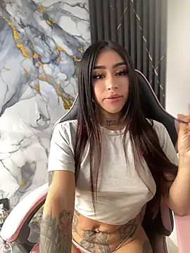 Nathasha_Diaz live