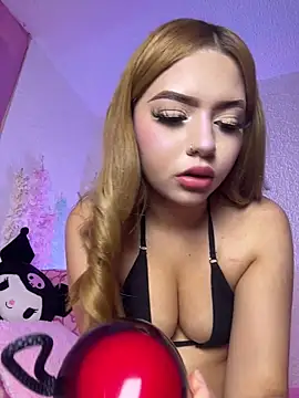ChloeCollins__ live