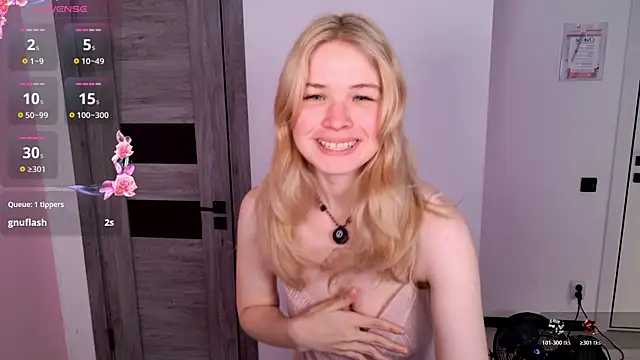 ChloeWells live