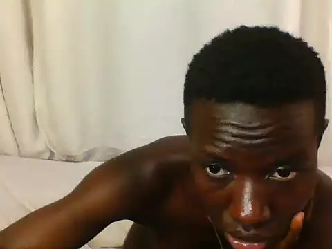 Goldy_petite live