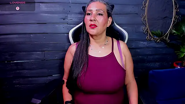 Victoria_kyler live