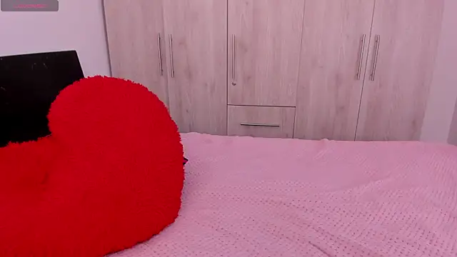sarasweet_4 live