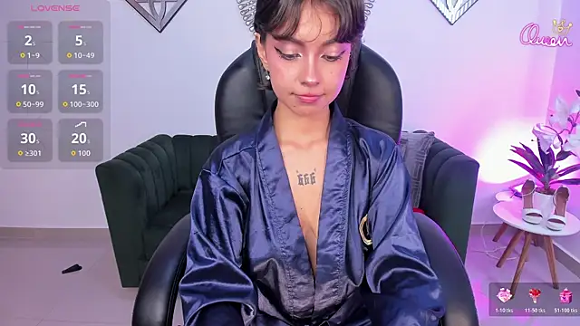 Honeyy_Taylor live