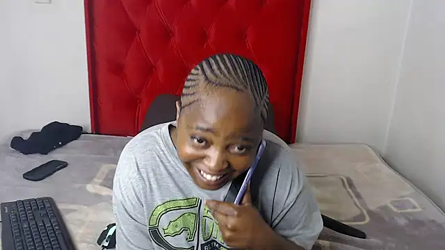 African_Busty live