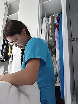 scarlett_moon_8 live