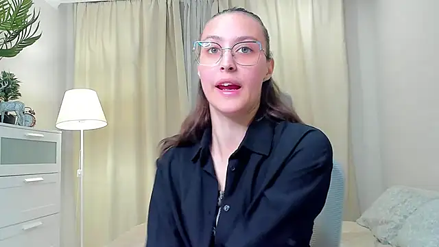 VivianCoskrey live