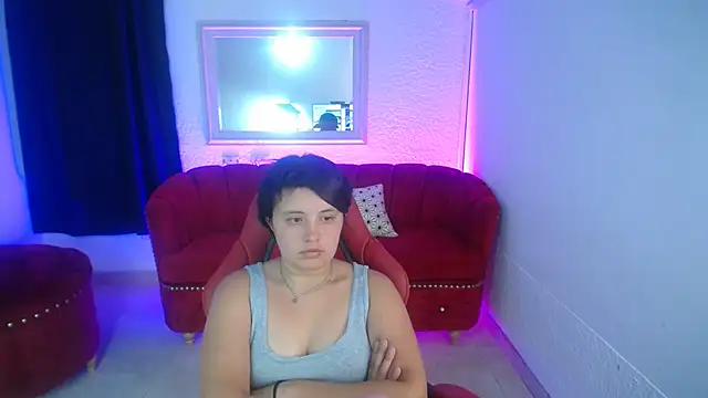 nathaly_low1 live