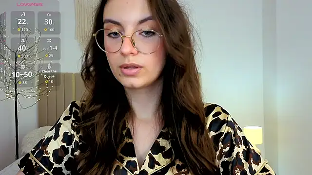 Real_cutie1 live