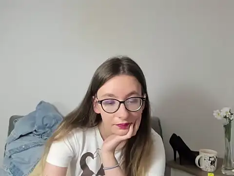 AnnaNatural live
