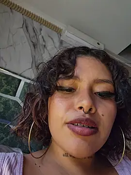_Yesica_ live
