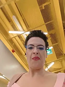 RebeccaNoble live