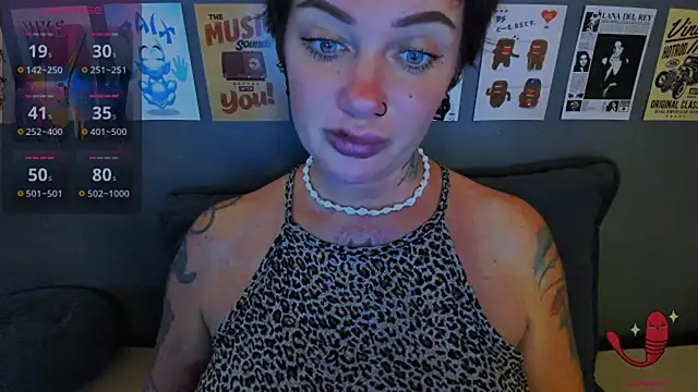 EllieOz live