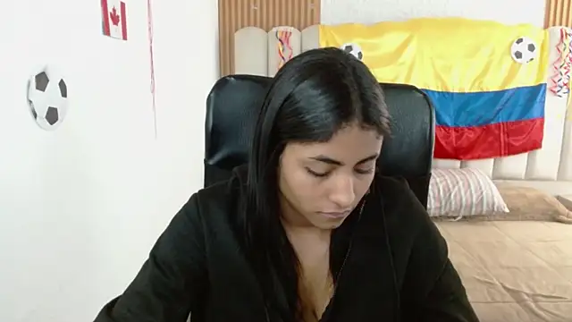 shaneelle live