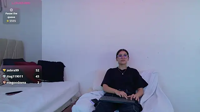 sweetauracouple live