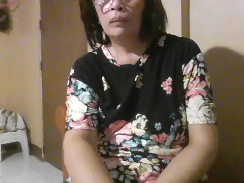 momshe2026 live