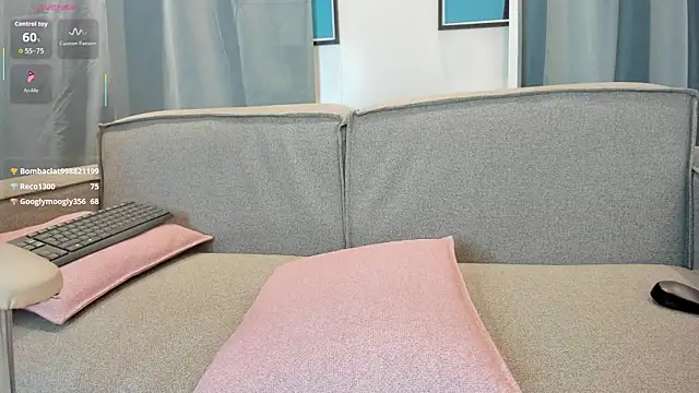 Nayla_Luxe live