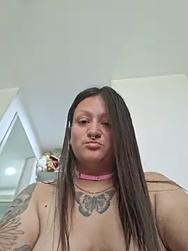 selenahotfire live