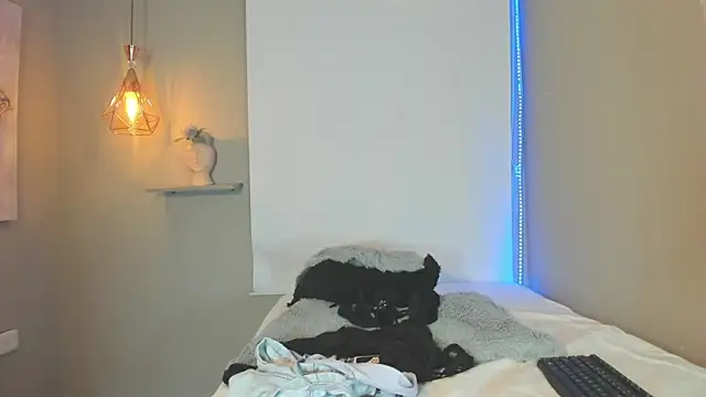 Mia_Duarte1 live