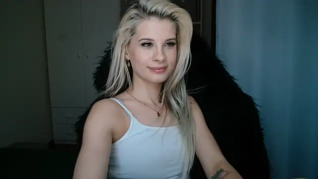 KristineGlow live