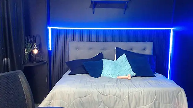 Sophia_w_ live