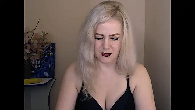 kay_franccis live