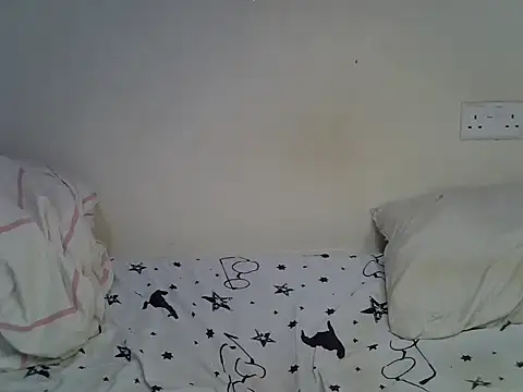 Curvy_nelly1 live